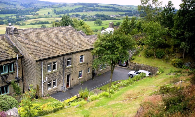 Barkisland Cottage | Cherry Tree Cottage pet friendly Ripponden near Halifax Yorkshire.