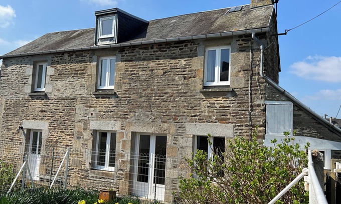 Sourdeval House | Chez Casa Holiday Rental