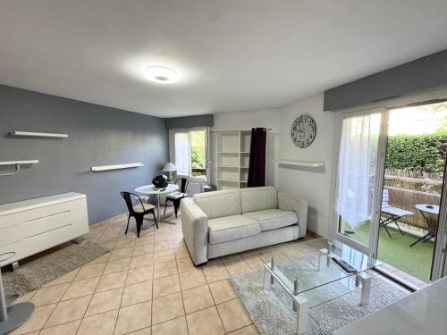 Saint-Julien-en-Genevois Apartment | Chez pierre-Olivier