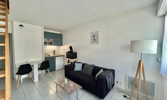 5th Arrondissement Apartment | Chez Vitta - Duplex Timone/Conception hospitals