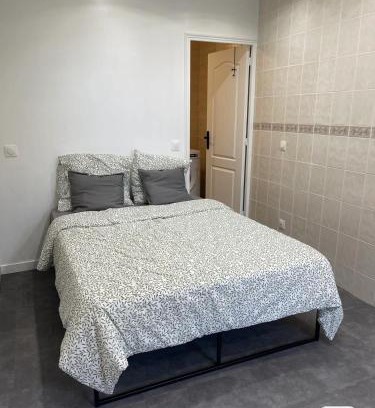 Thiais Apartment | Chez wang