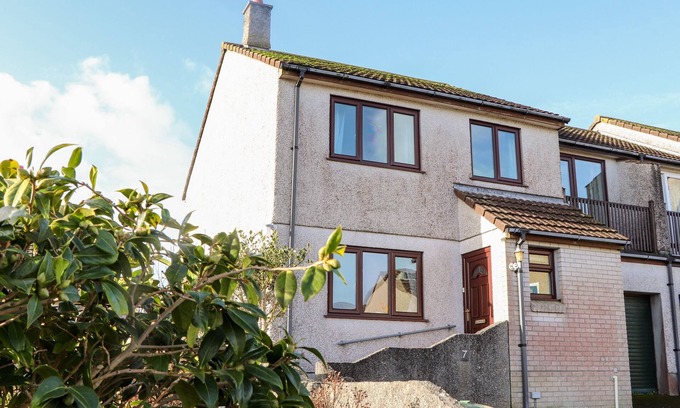 Newlyn Cottage | CHI AN VRE, pet friendly, country holiday cottage in Newlyn