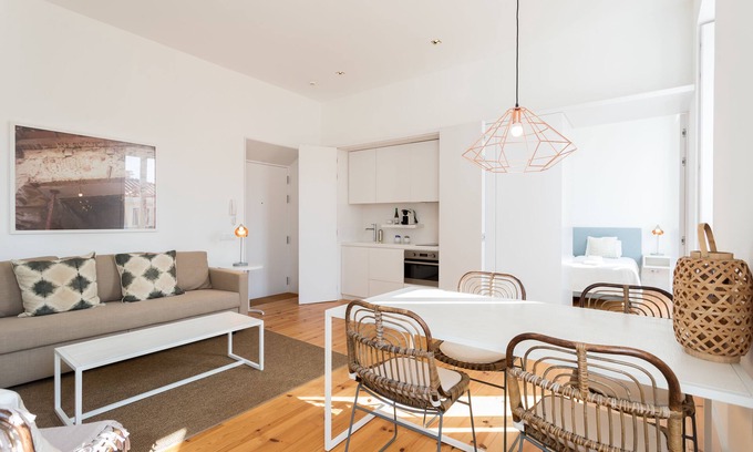 Misericordia Apartment | Chiado Studio and One-Bedroom Apartment - by LU Holidays