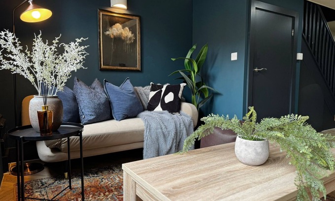 Leeds City Center Apartment | Chic 2-bed loft, Central Leeds