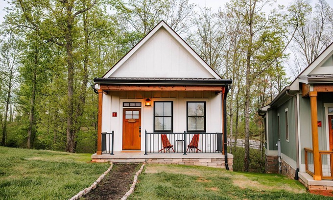 Jasper Cabin | Chic 2BR Cabin D by MHM Luxury Properties