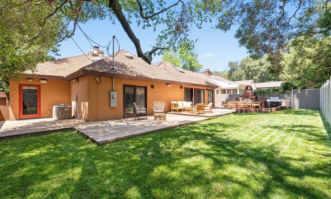 Glenoaks Canyon House | Chic and Spacious Home in Glendale