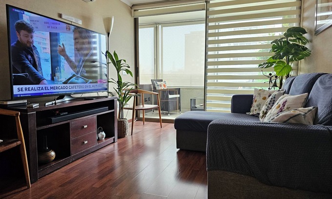 Nunoa Apartment | Chic apartment in brilliant Santiago de Chile, Ñuñoa, with AC, WiFi