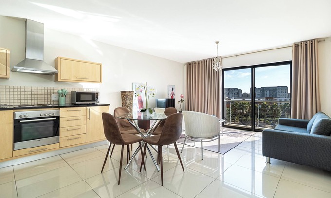 Century City Apartment | Chic apartment with 1 bedroom and WiFi, fitness room in delightful Cape Town