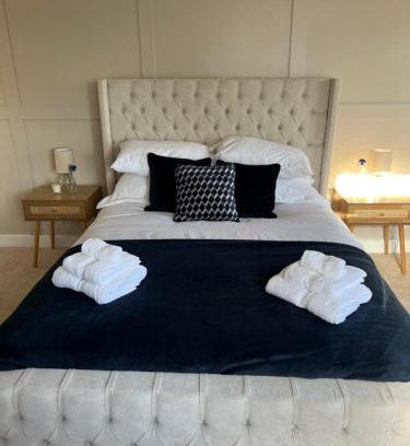 Weymouth Apartment | Chic seaside apartment