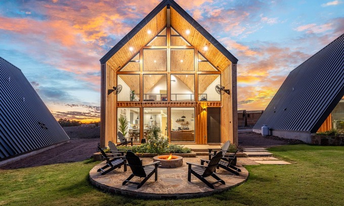 New Braunfels Cabin | Chill Country Ranch cabin near Gruene, New Braunfels, and White Water Amp.