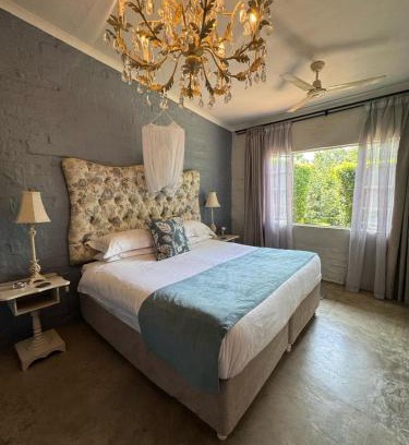 White River House | Chocolate Orchid