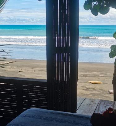 Nuqui Hotel | Chowa lodge