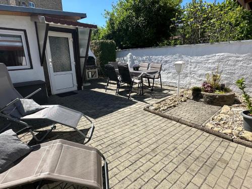Thale Apartment | Christels Ferienwohnung 1 in Thale mit Sonnenterrasse und Grill