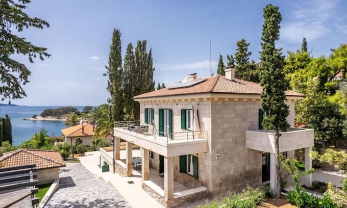 Hvar House | Christmas Villa