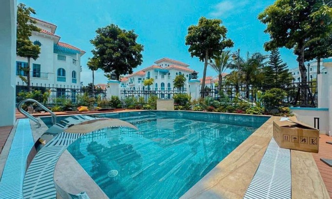 Ha Long Villa | Chuỗi Villa Sun Feria Padd 7 ngủ - sát biển - bể bơi- trung tâm Bãi Cháy