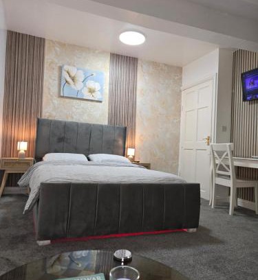 Bradford House | CHUB Luxury Ensuite