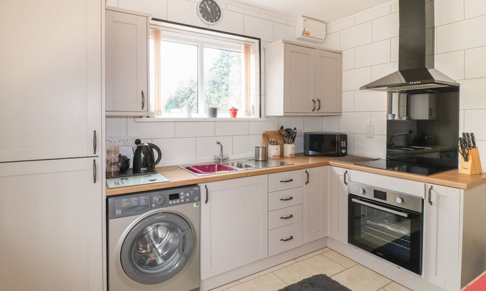 Abbots Bromley Cottage | Church View Cottage