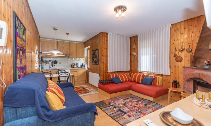 Soraga Apartment | Ciadenac House