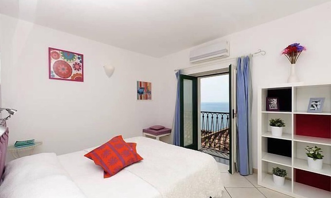 Minori Apartment | Ciliegia by Amalfivacation.it - Sea View, Few Steps from the Beach