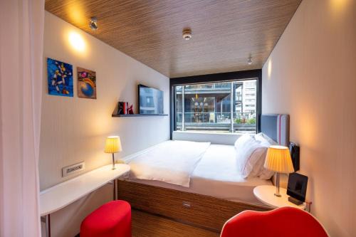 Cathedrals Hotel | citizenM Southwark Bankside