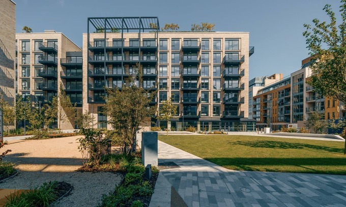 North Wall Apartment | City Apartments by Dublin At Home Three