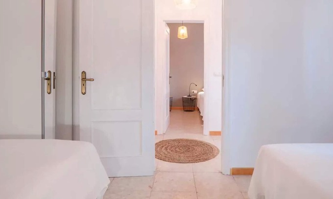 El Palo House | City & Beach: Casa Santi