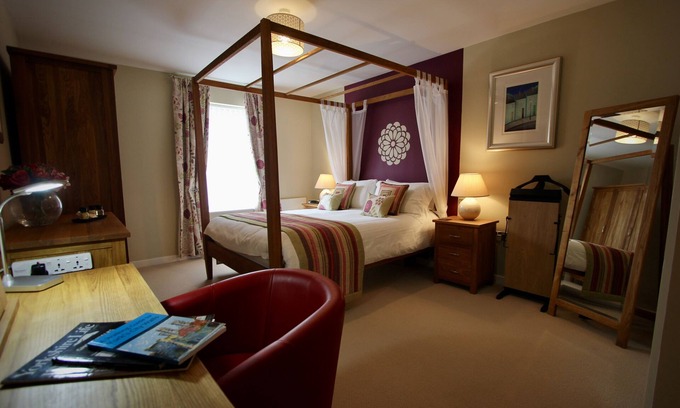 York Apartment | City Centre Skeldergate 2 Bed Apartment with Secure Parking