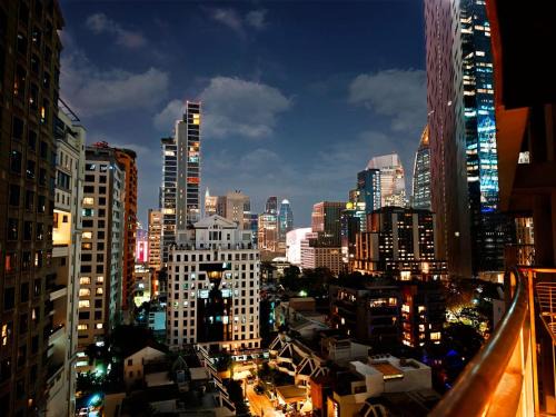 Chidlom Apartment | City comfort appartment, Skytain Step 600 m, Erawan shrine