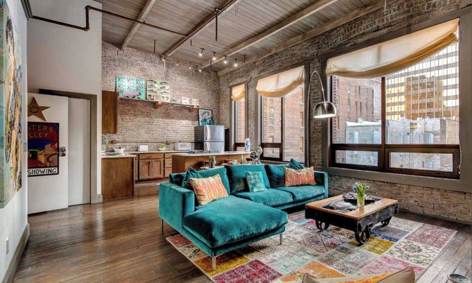 Downtown Nashville Condo | City Loft PH*Walk to Broadway*Printers Alley Lofts