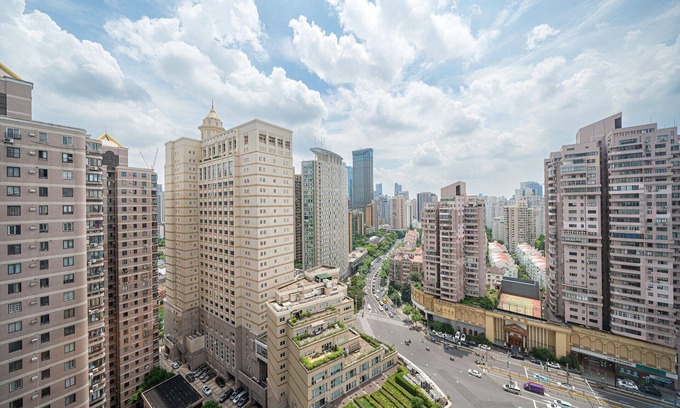 Downtown Shanghai Apartment | CityHome-Modern 3BRs 2Baths CAC&Fheating