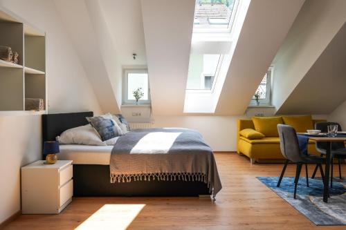 Schallmoos House | CitySuites Salzburg, BEST BUDGET stay, next to City Center and Old Town, Shared Spaces