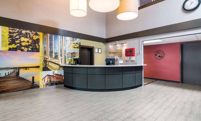 Jamestown Hotel | Clarion Pointe Jamestown - Falconer