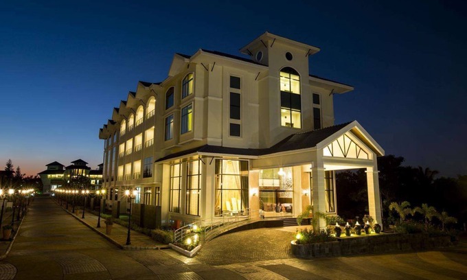Devanahalli Resort | Clarks Exotica Convention, Resort & Spa