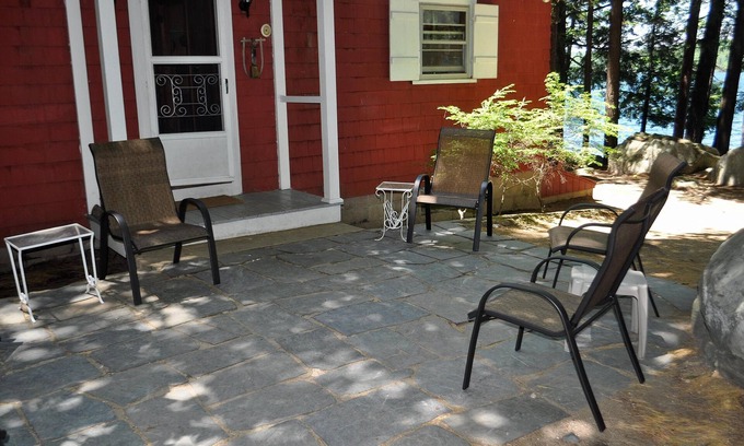 Wolfeboro House | Classic Lake Winnipesaukee Home with modern amenities. Sleeps 15
