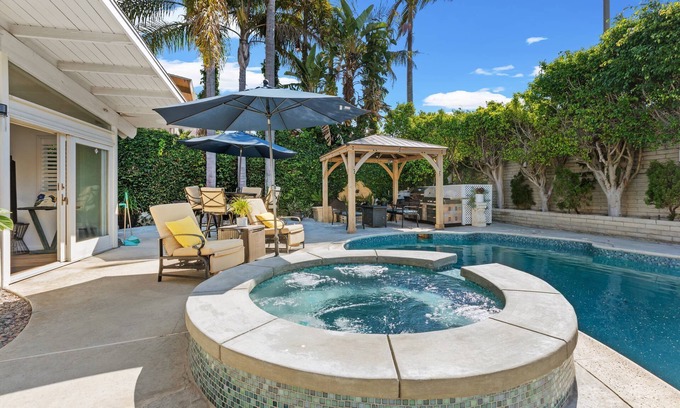 Huntington Beach House | Classic Mid-Century Home-Huntington Harbour Marina