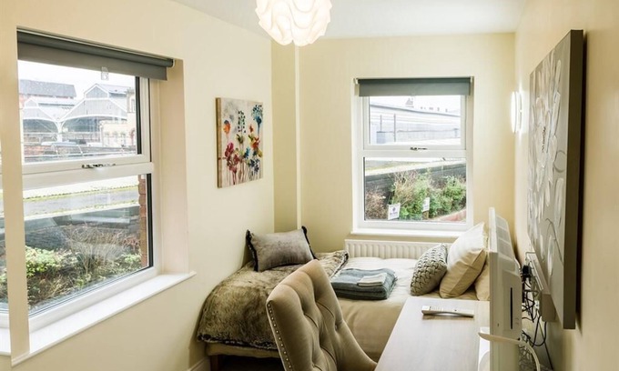 Preston Apartment | Classic Single Ensuite with Shower at Fishergate Apartments