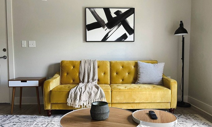 Ferndale Apartment | Classy 1BD/1BA + Gym - Little Rock