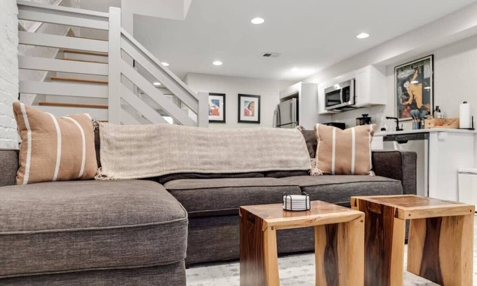 Bloomingdale Apartment | Classy Central DC/Bloomingdale 1-BR Getaway