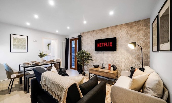 Kilburn House | Classy House in Maida Vale - Private Garden