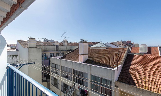 Penha de Franca Apartment | Classy Two Bedroom View