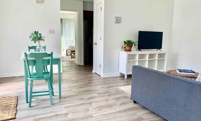 Swansboro House | Classy vacay stay at Swansboro