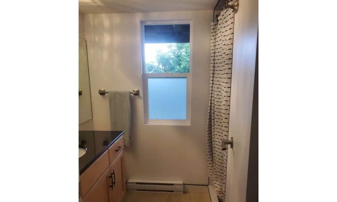 Kamloops Apartment | Clean bright little walk out view suite!