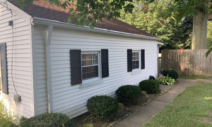 North Canton House | Clean & very comfortable house in quiet/safe residential neighborhood