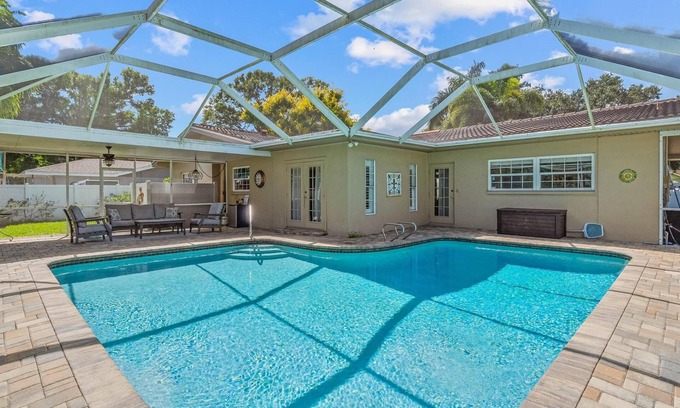 Clearwater House | Clearwater Sanctuary Home w Pool