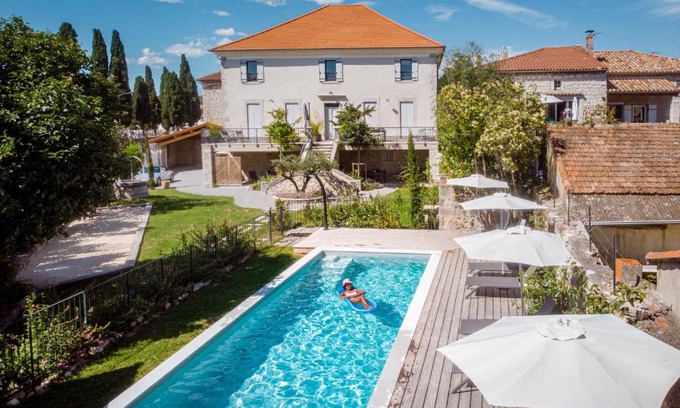 Ruoms Cabin | Clos Olivier de Serres