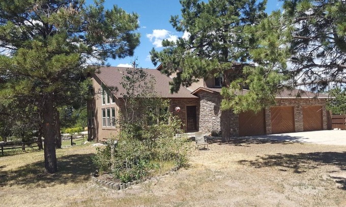 Colorado Springs House | Close To Air Force Academy, Colorado Springs, Denver!