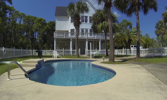 St. George Island House | Close To Beach, Private Pool, Pet Friendly, Affordable!