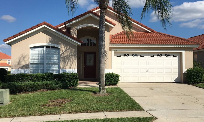 Solana House | Close to Disney 5-Bedroom in Solona with free heated pool. New bedroom furniture