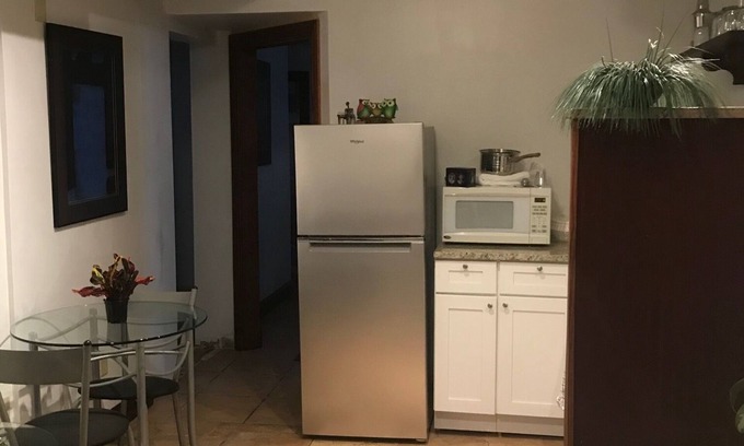 Niskayuna Apartment | Close to Ellis Hospital, Union College, Casino and Proctors