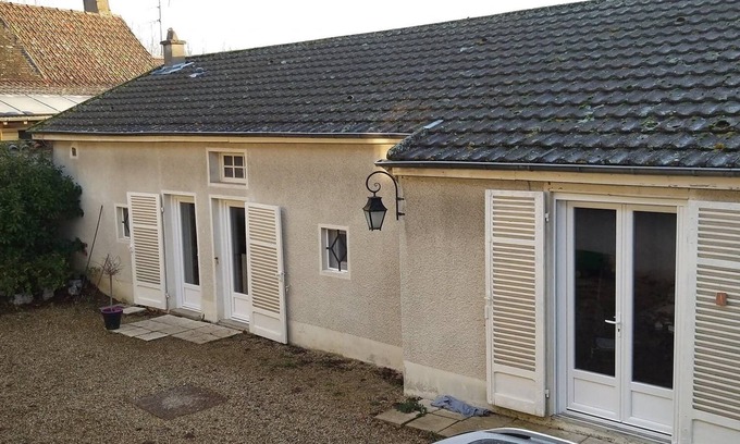 Jugy House | Close to prainet "Sacy"